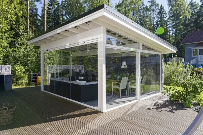 pool house ou abri de jardin 1 768x511